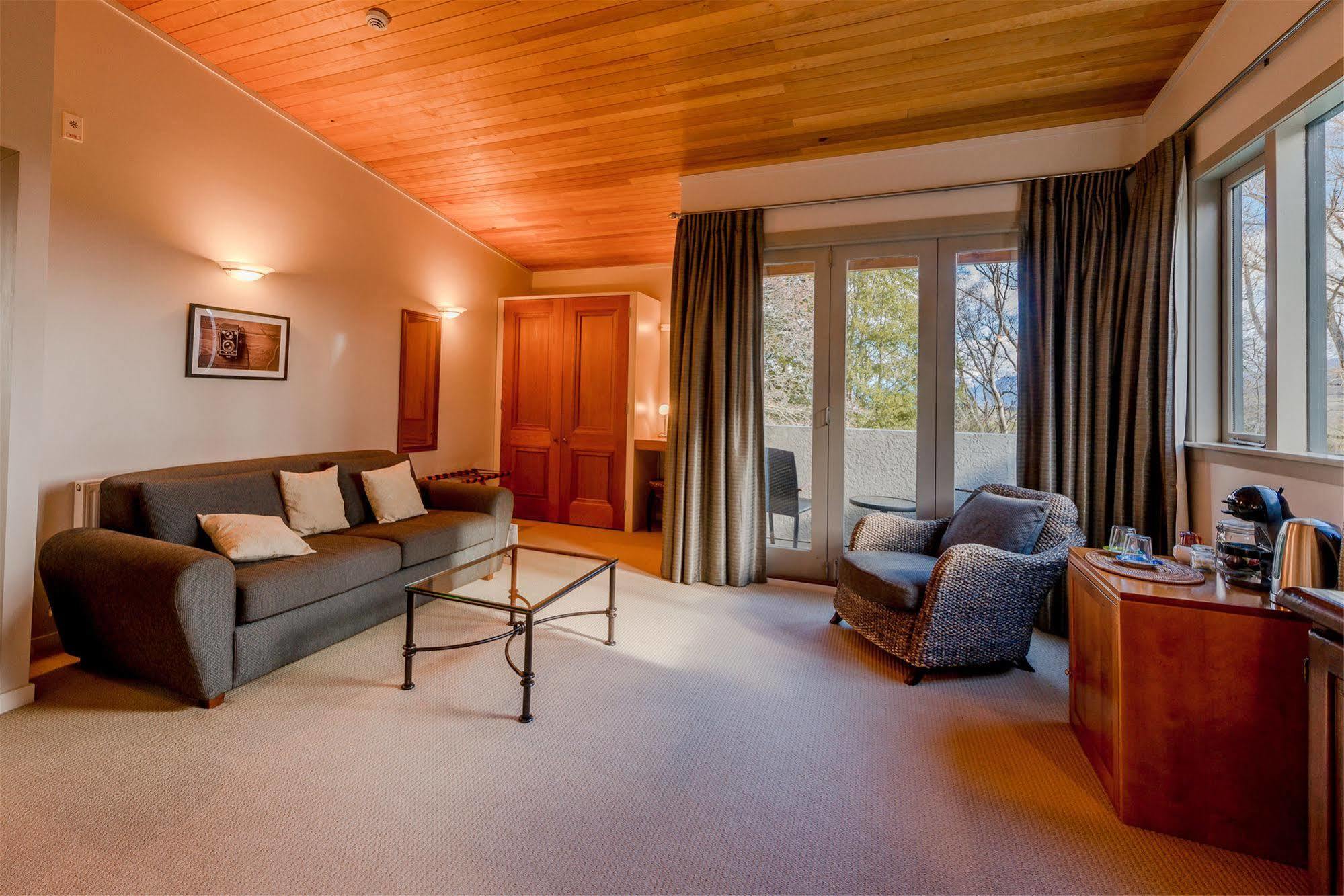 Remarkables Lodge Jack's Point エクステリア 写真